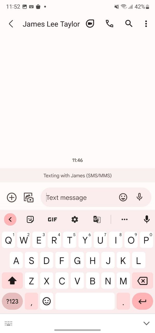 Seven great keyboards you can finally use on WhatsApp to send GIFs